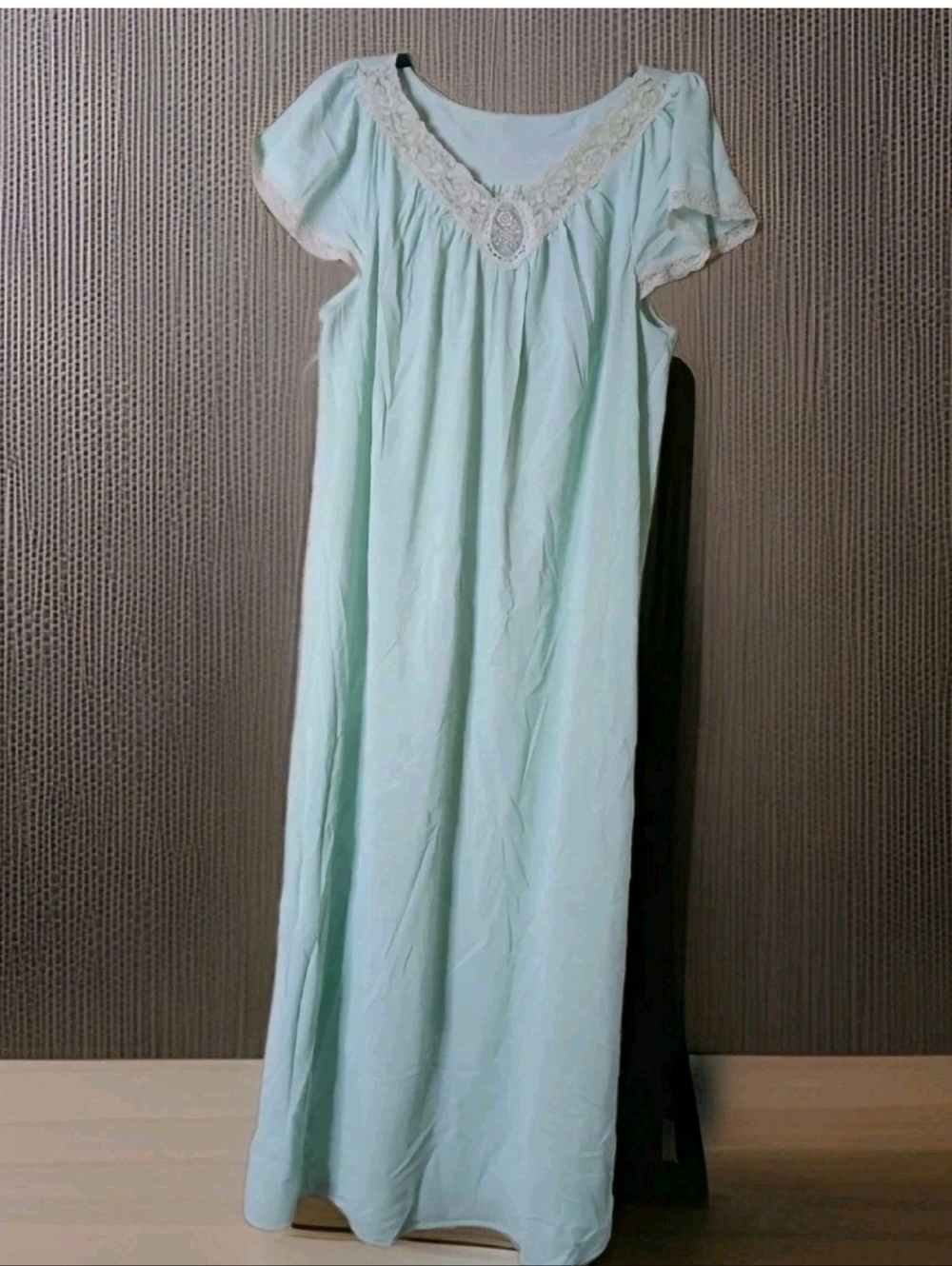 VTG Shadow LINE USA Maxi Nightgown SkyBlue Size L  Antron III Lace